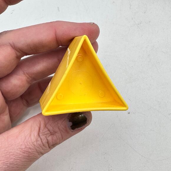 Vintage Tupperware Tuppertoys Sorter 3 Triangle Replacement Block - Picture 2 of 3